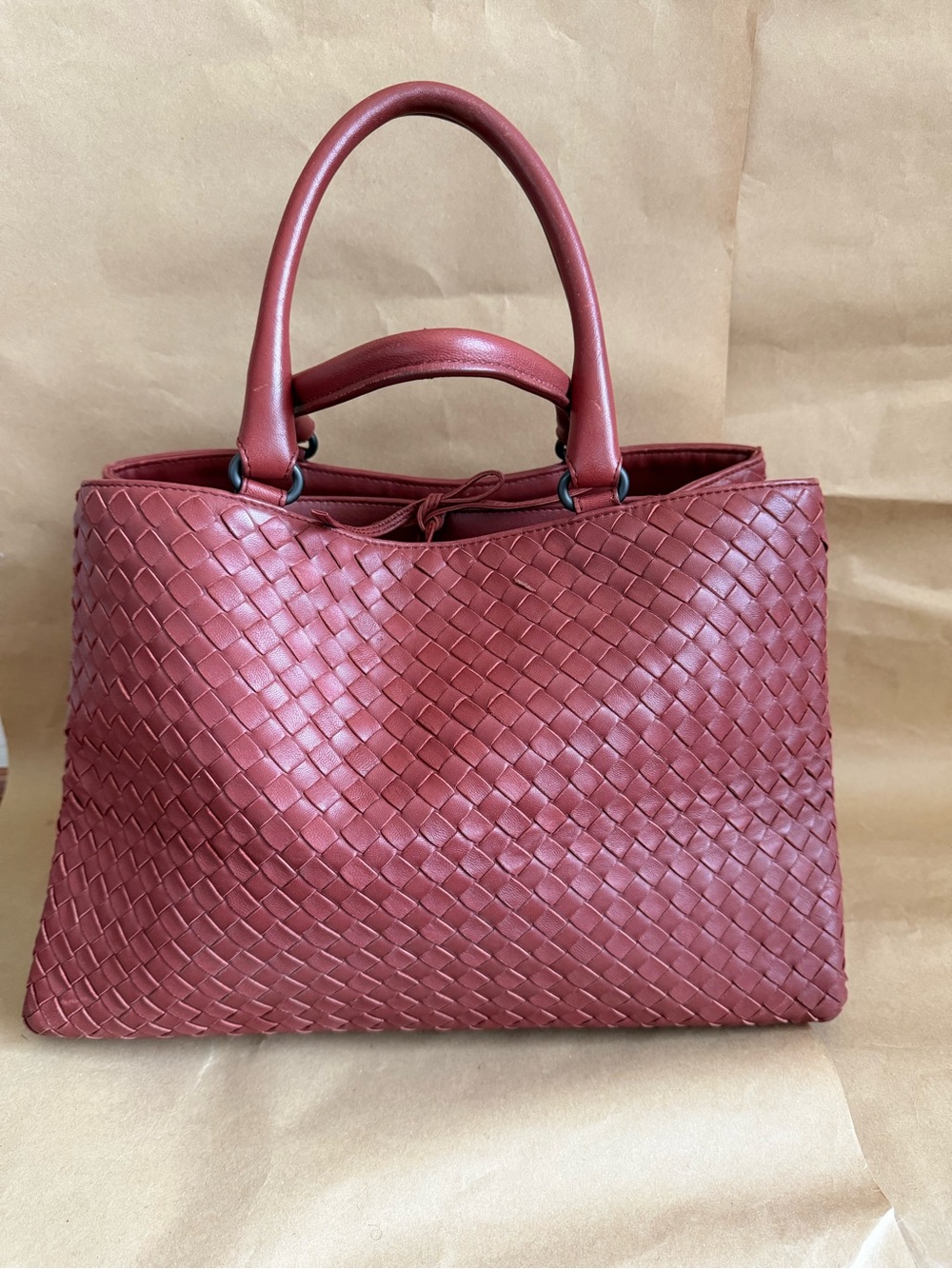 Bottega Veneta Nappa Intrecciato Medium Top Handle Tote Quarzo